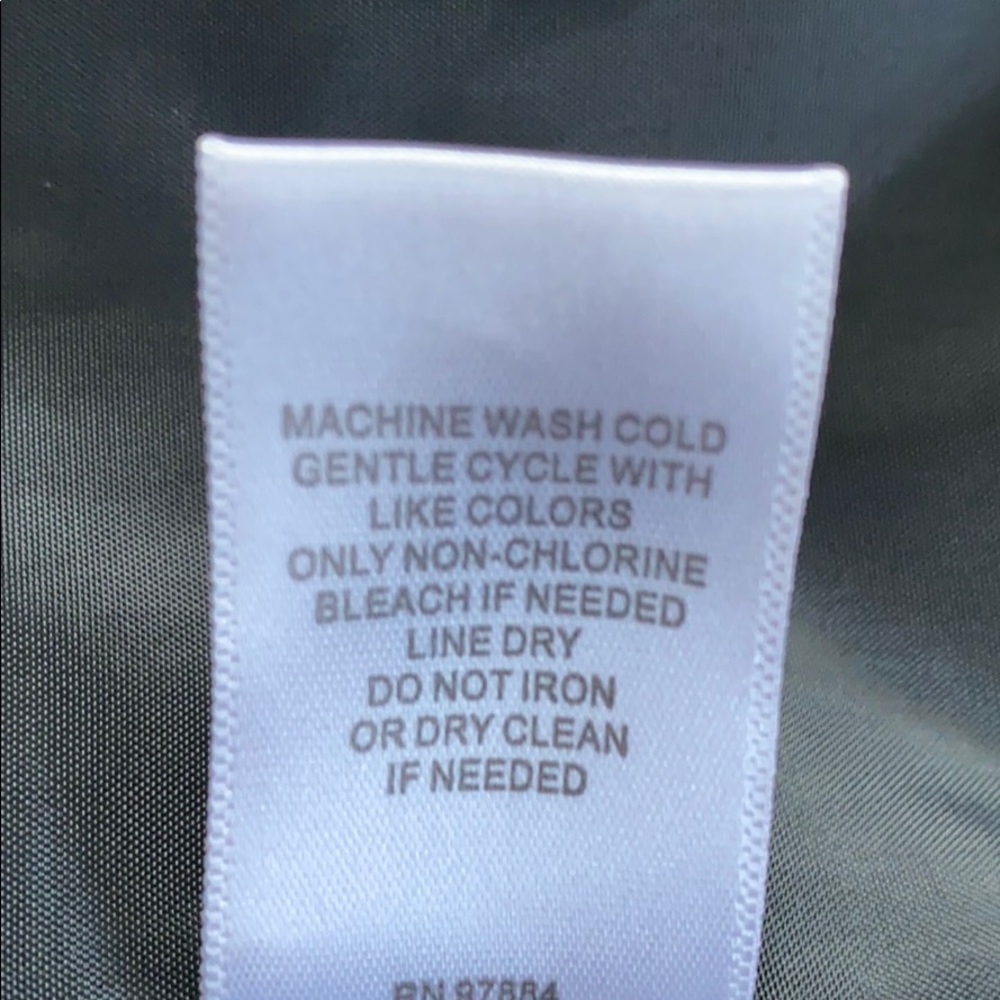 Vest - Picture 5 of 6